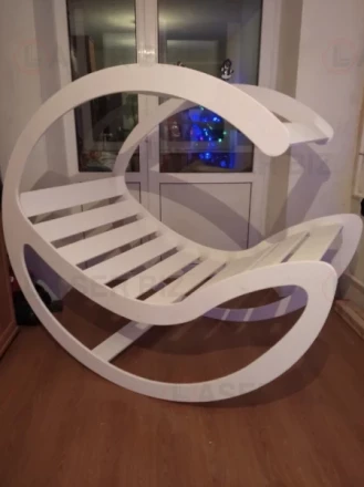 Outdoor Lounger with Open Shade