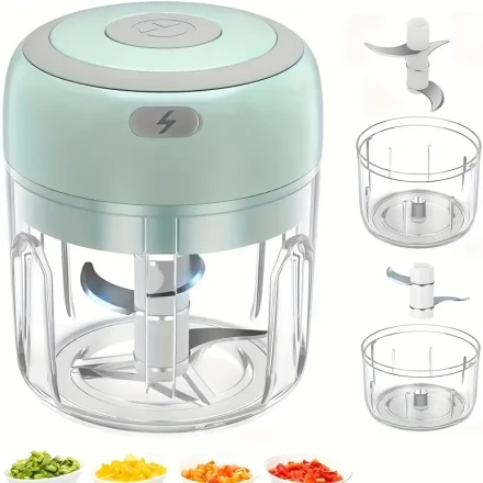 Mini Electric Garlic Chopper and Meat Grinder with Rechargeable Battery, Durable Plastic Body, 1200 RPM Motor Speed, USB Charging, 100/250ml Crushing Capacity