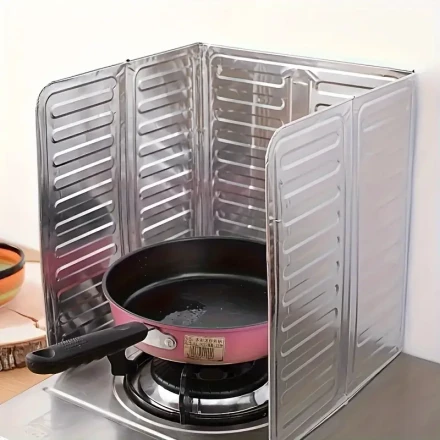 1pc Aluminum Kitchen Splash Guard - Heat-Resistant Oil Shield for Stove, Non-Food Grade Metal Baffle, Essential Cooking Accessory Stove Top Protectors Stove Side Protector, Oil Shield