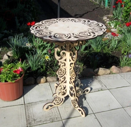 Exquisite Roses Carved Coffee Table