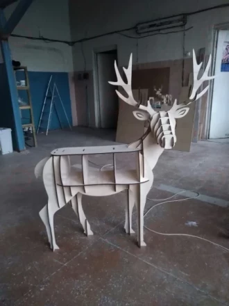 Multifunctional Deer Shelf