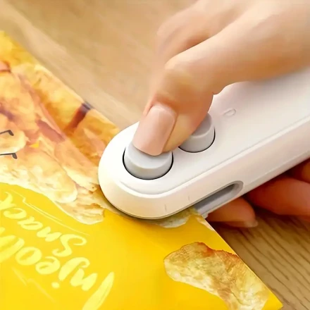 2-in-1 Rechargeable Handheld Plastic Bag Resealer: Mini Sealing Machine for Snacks, Chips, Cookies - White