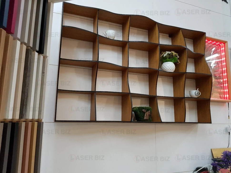 Wavy Wall Shelf