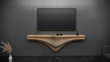 Symmetrical shelf for a TV