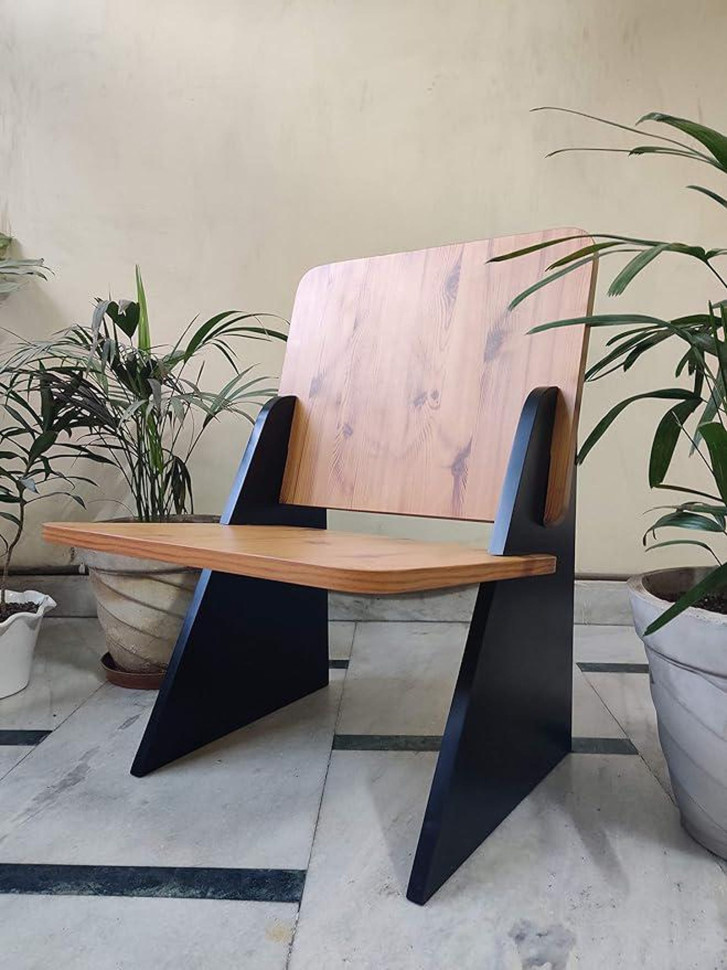 Chair with triangular legs