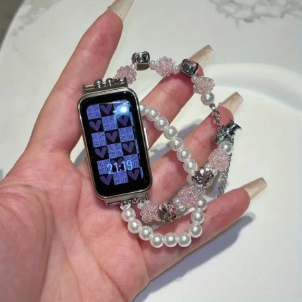 Floral Pearl Chain Strap for Apple Watch, Compatible with Apple Watch Series 8/7/6/5/4/3/2/1, Ultra/SE/9/8/7/6/5/4/3/2/1, Aluminum Alloy & Synthetic Leather, No Battery Required, Fits 38/40/41/42/44/45/46/49mm