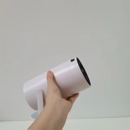 Versatile Portable Projector with USB Connection, 180° Flexible Projection Angle - Ideal for Meetings, Parties, Home Theater & Outdoor Use, EU Plug