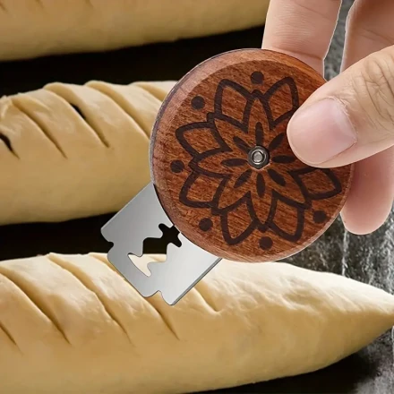 Premium Wooden Bread Lame Set - Portable Round Baguette Cutter with Replaceable Blades, Perfect for Dough Making & Baking Enthusiasts